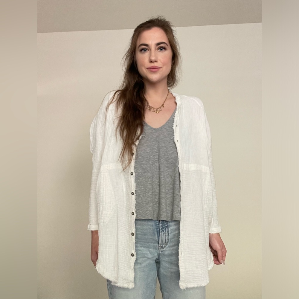 Kennedy cotton button down size medium small signs of wear and stains (pictured)